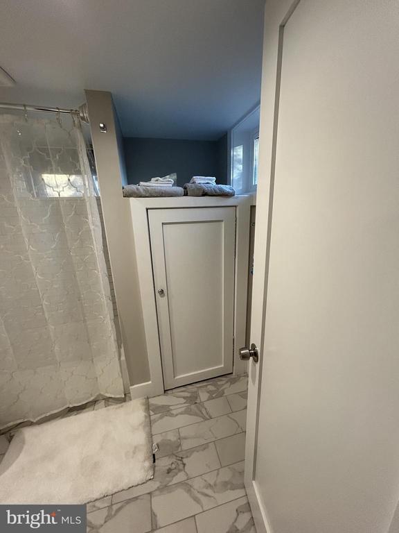 Building Photo - 1516 Hamilton St NW