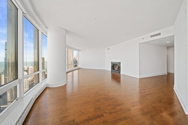 Building Photo - 401 N Wabash Ave