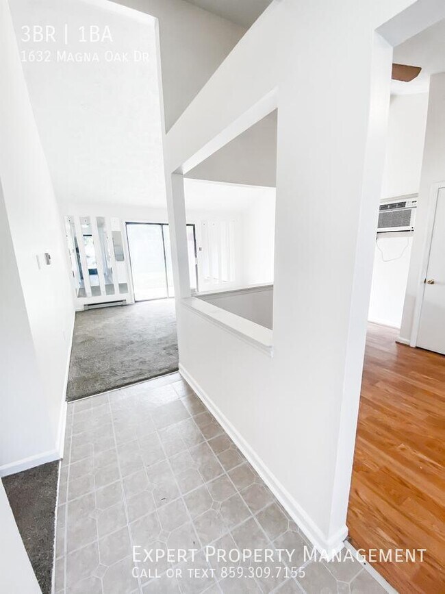 Building Photo - 1632 Magna Oak Dr