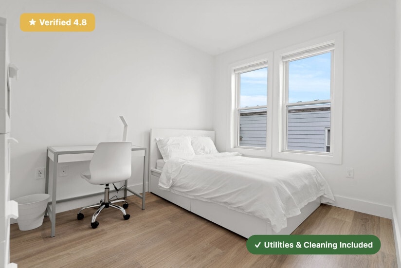 Building Photo - Furnished private bedroom with private ensuite bath