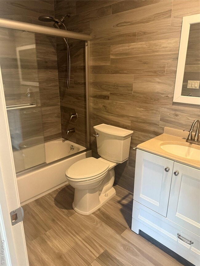 Building Photo - 75 Lenox Ave