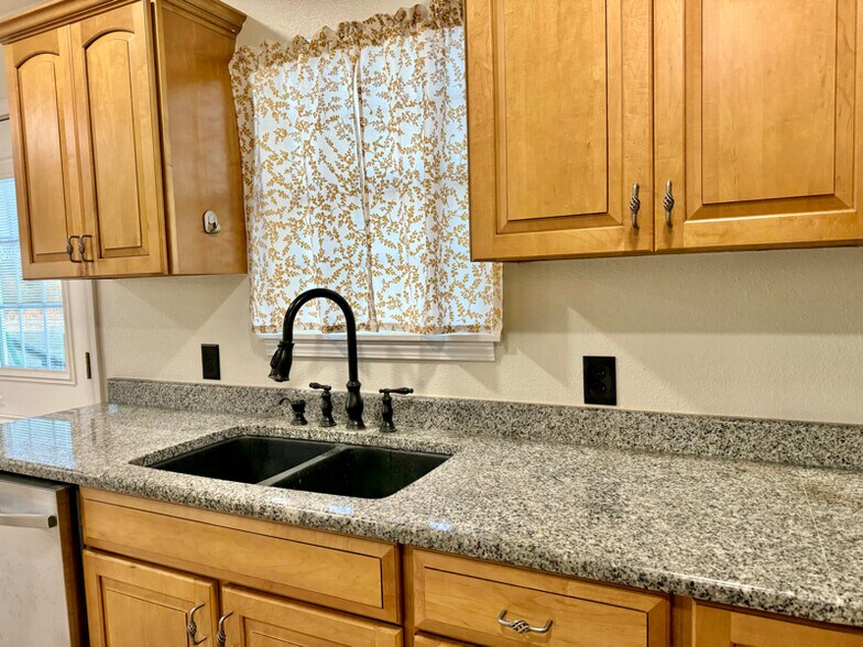 Building Photo - 6349 FL-189