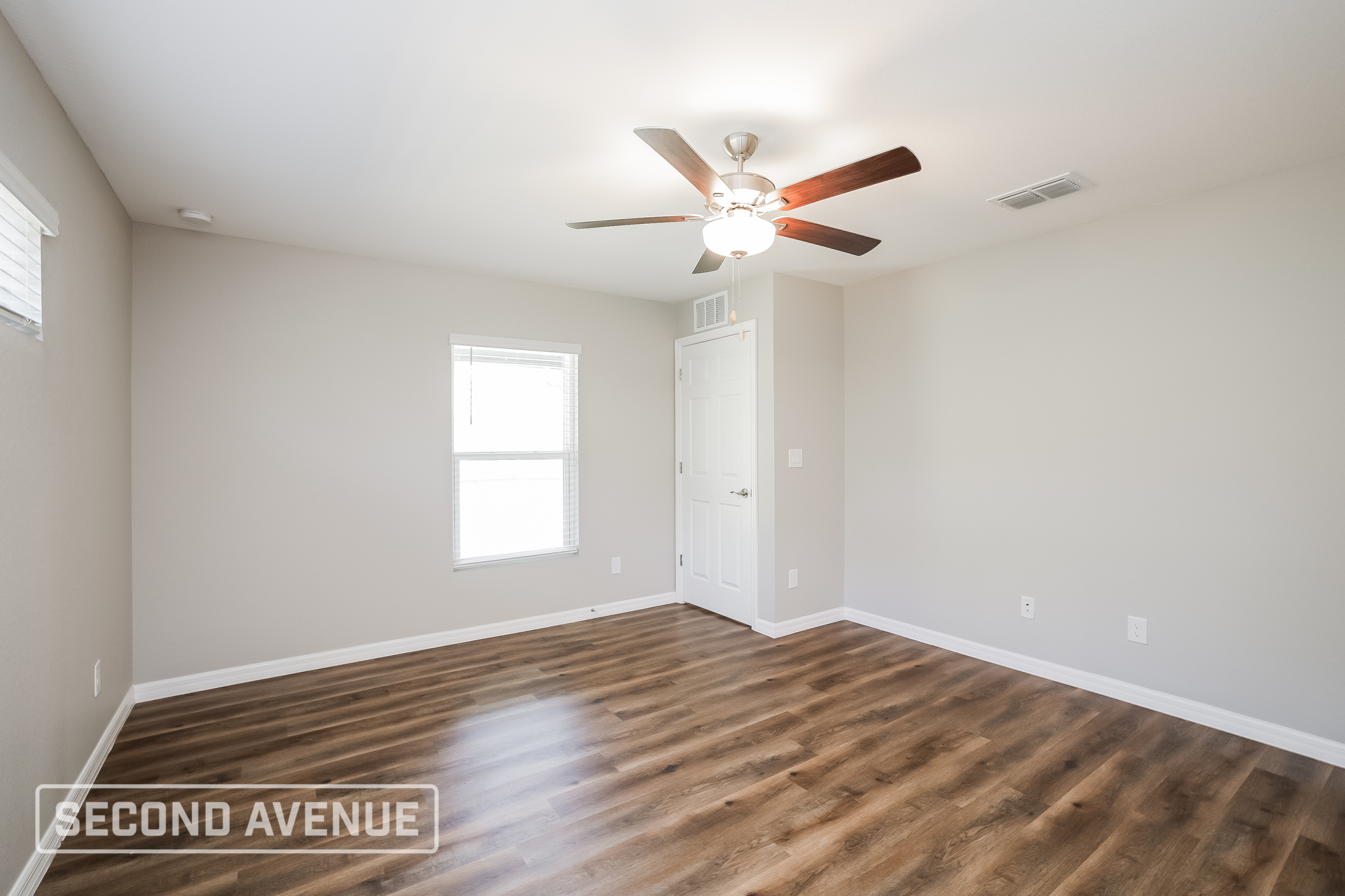 Building Photo - 208 Ravenswood Blvd