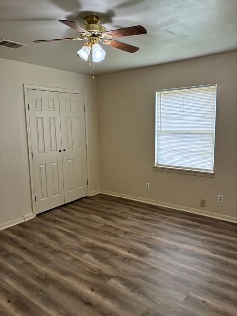 Building Photo - 1805 Thelma Ln