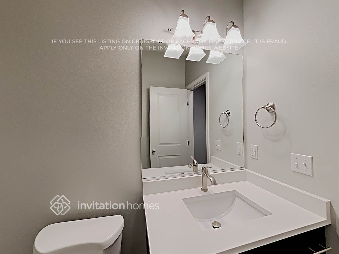 Building Photo - 8929 171st St NE