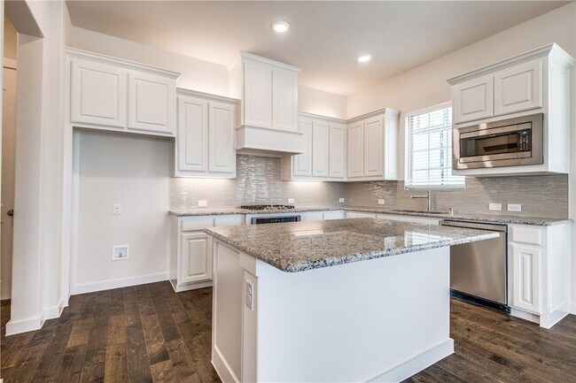 Building Photo - 7263 Switchgrass Rd
