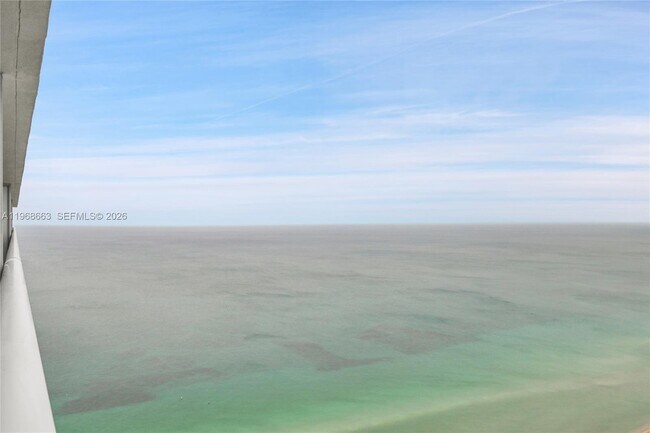 Building Photo - 1830 S Ocean Dr