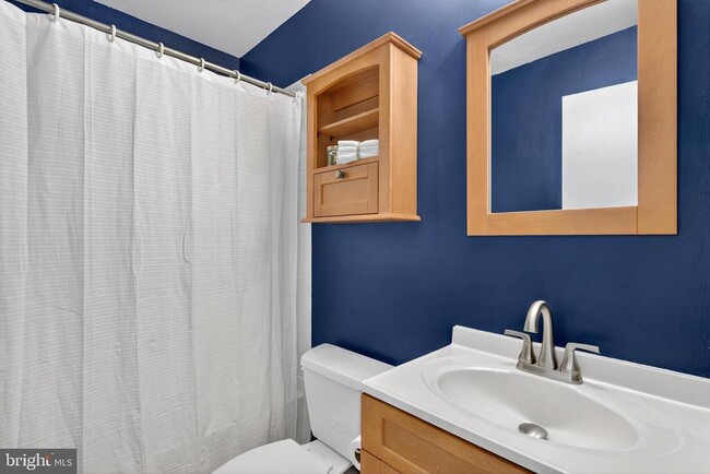 Building Photo - 9594 Inverary Ct