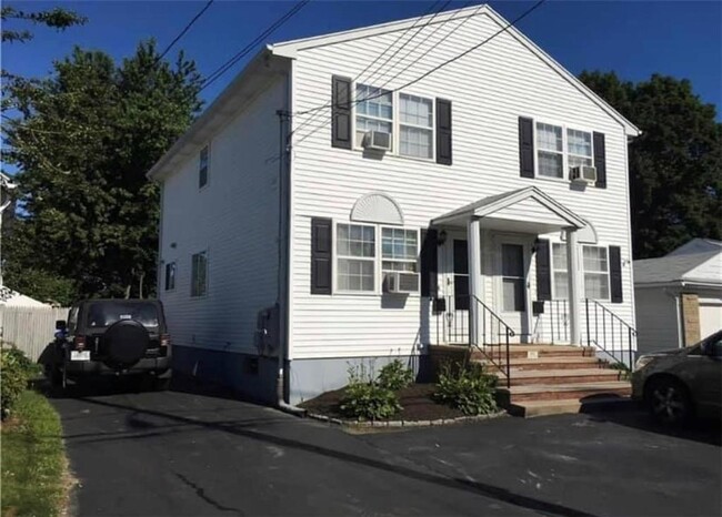 Primary Photo - 26 Hazael St