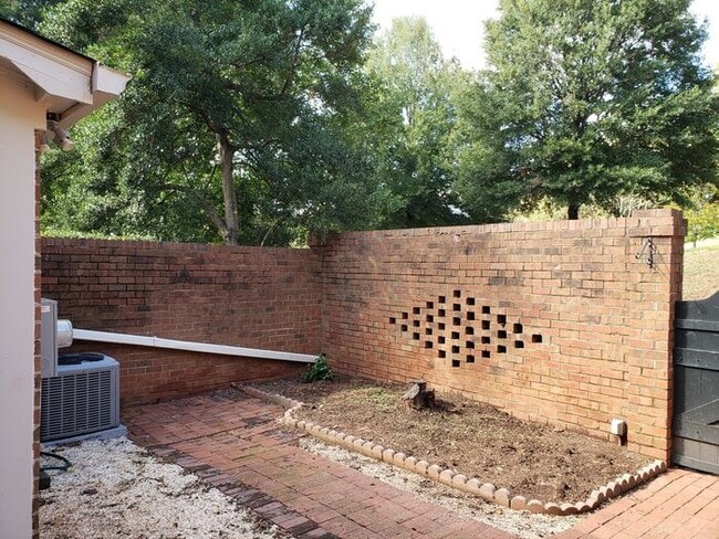 Building Photo - Olde Georgetowne