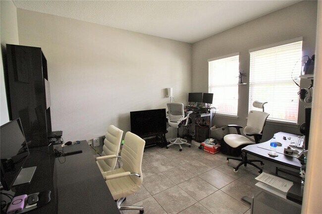 Building Photo - 1813 Hawksbill Ln