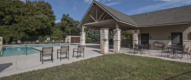 Building Photo - 1141 Renaissance Trail