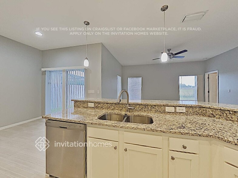 Building Photo - 1529 Emerald Hill Way