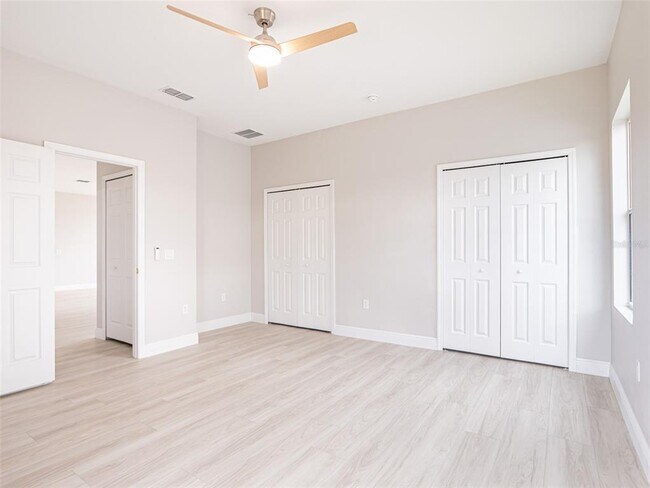 Building Photo - 3747 Eagle Isle Cir