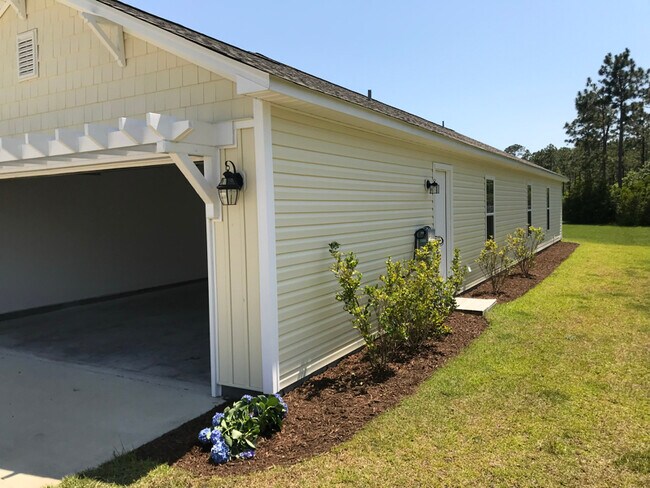 Building Photo - 4458 Maritime Oak Dr