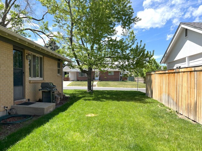 Building Photo - 6655 W 65th Ave