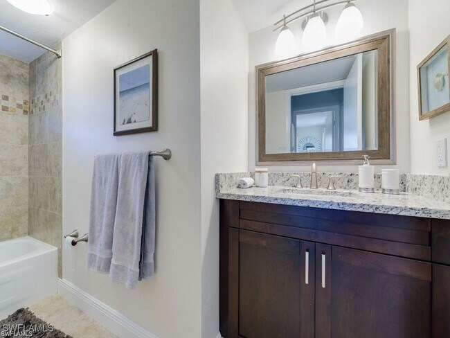 Building Photo - 4706 West Blvd