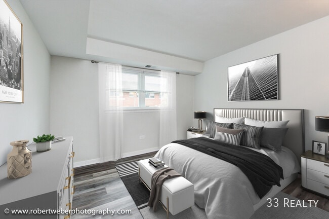 Building Photo - Euclid Place / Arlington Heights / 1 Bed /...