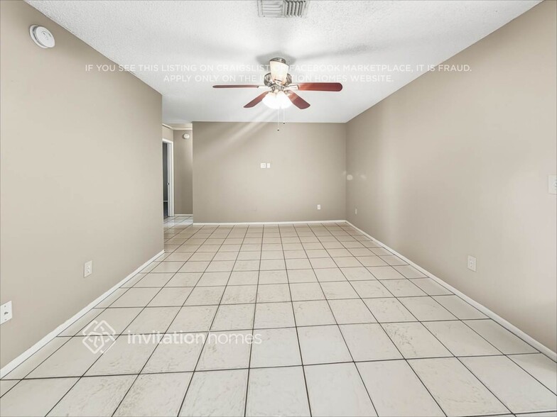 Building Photo - 612 Limetree Dr