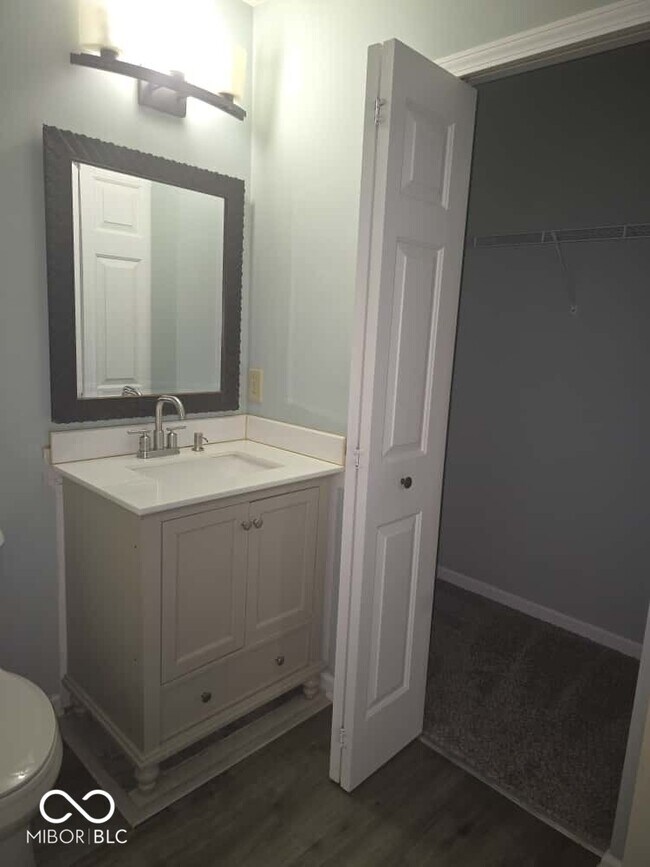 Building Photo - 8209 Twin River Dr