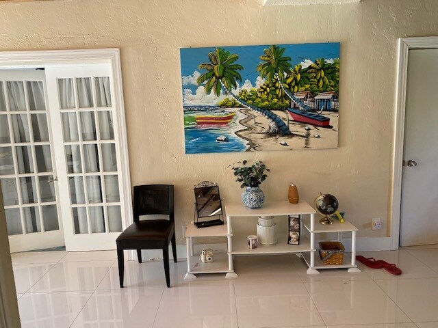 Building Photo - 370 Delaware Ave