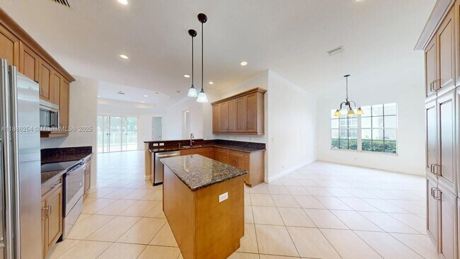 Building Photo - 4713 Village Way