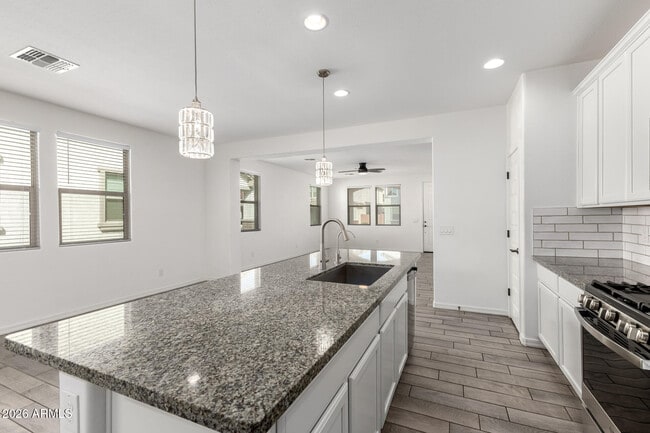 Building Photo - 25238 N 142nd Dr