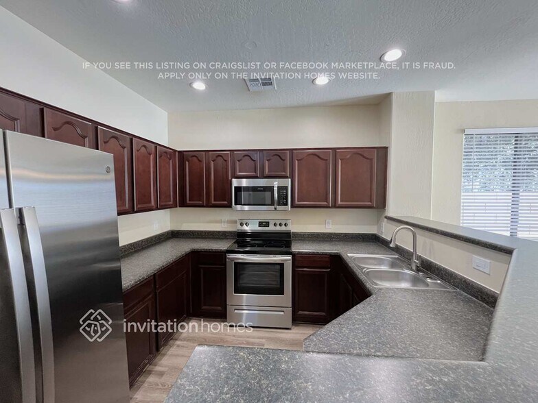 Building Photo - 17497 W Banff Ln