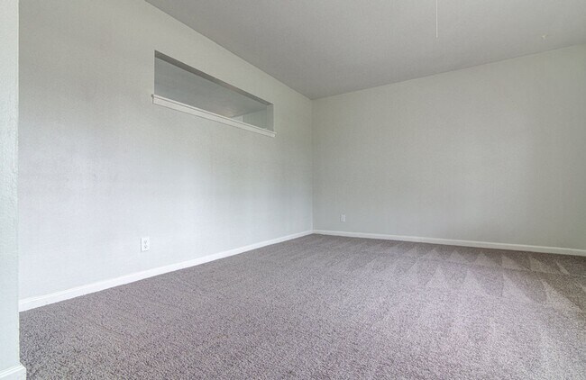 Building Photo - Windsor Park 3/2 unit TOTAL REMODEL!