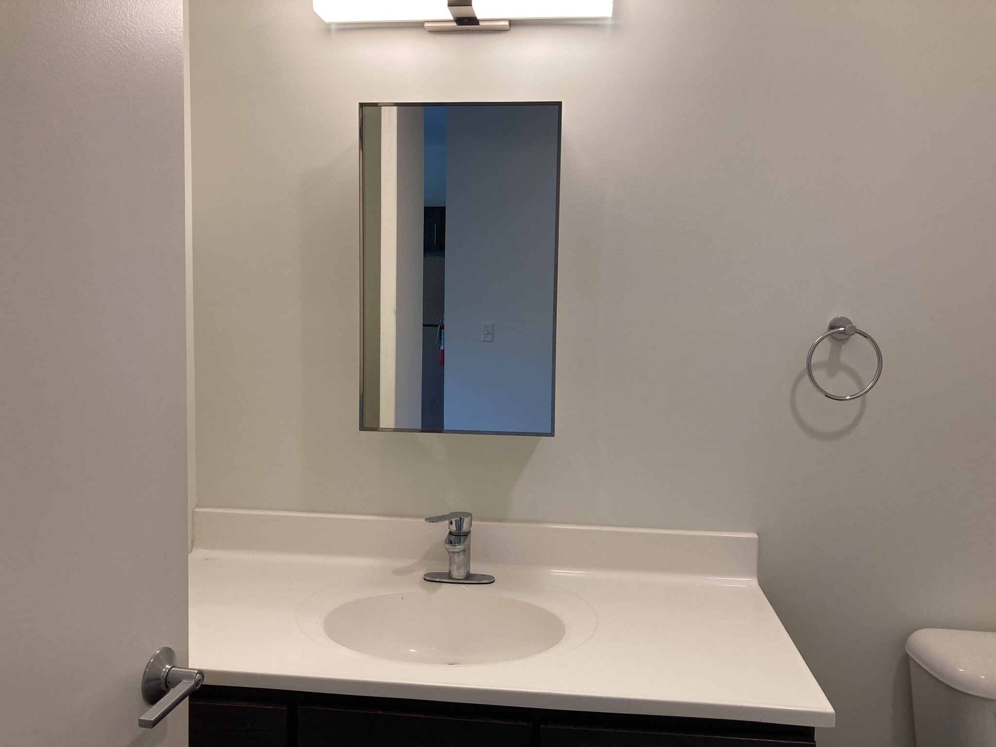 Studio Bathroom - 247Pearl