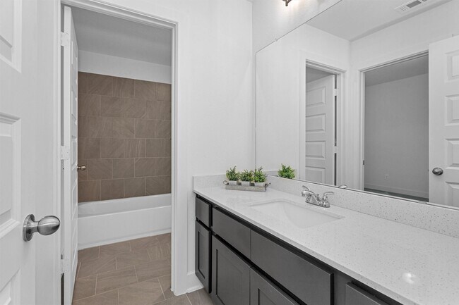 Building Photo - 634 Cibolo Creek Dr