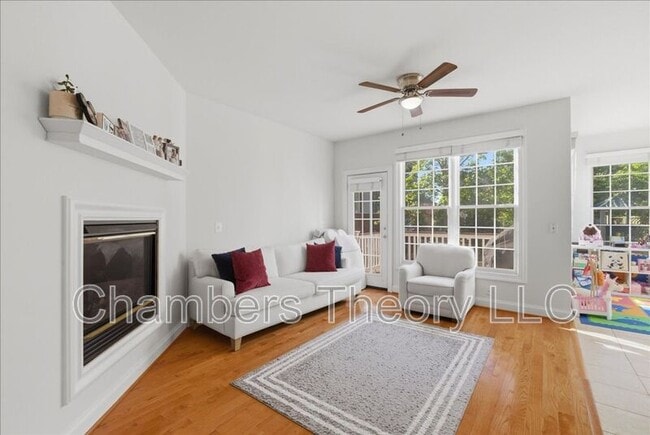 Building Photo - 8407 Chaucer House Ct