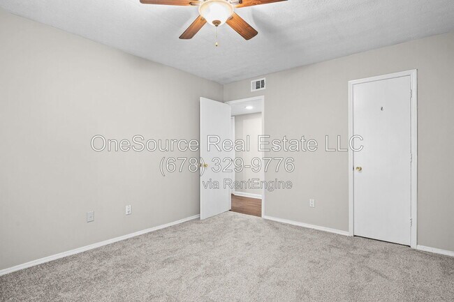Building Photo - 1806 Augusta Dr