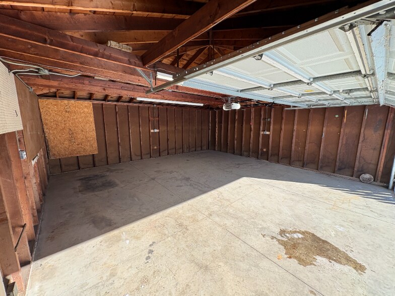 Building Photo - 13319 McCracken Rd