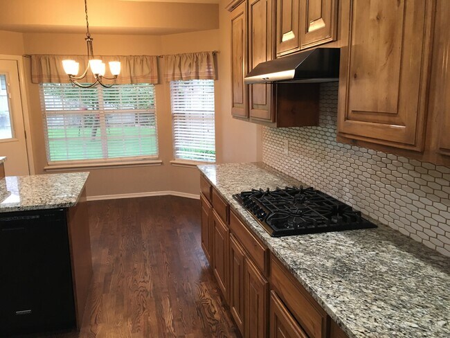 Building Photo - 4201 W Kent St