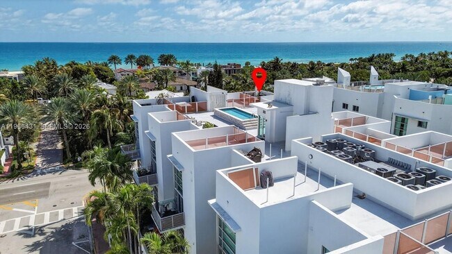 Building Photo - 7744 Collins Ave