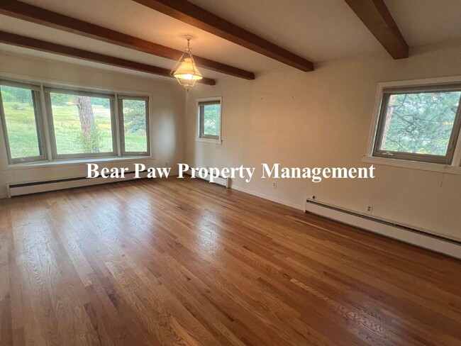 Building Photo - Spacious 4 Bedroom Home in North Evergreen!!