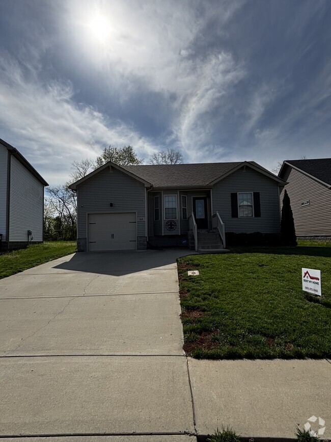 Building Photo - 164 Sambar Dr