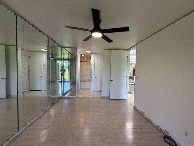Building Photo - 575 Belvedere Dr