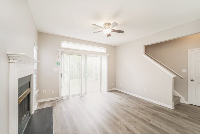 Building Photo - 8733 Cinnabay Dr