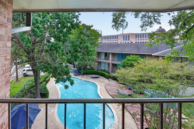 Building Photo - 6547 Bayou Glen Rd