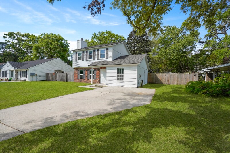 Building Photo - 85 Blue Heron Ct