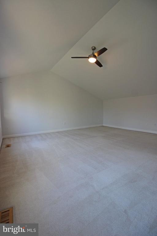 Building Photo - 13111 Willoughby Newton Dr