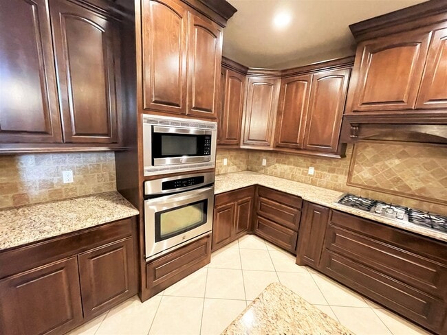 Building Photo - 3699 Canyon Ln