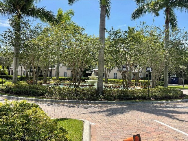 Building Photo - 1955 Marsh Harbor Dr