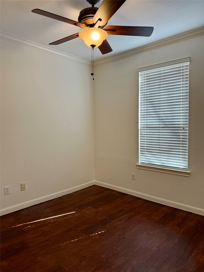 Building Photo - 3611 Cedar Flats Ln