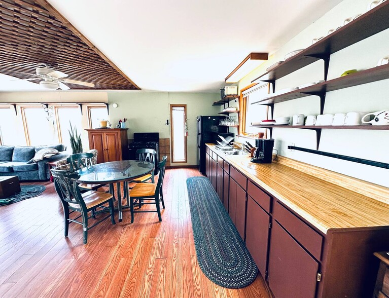 Building Photo - 13530 Scatter Ridge Rd