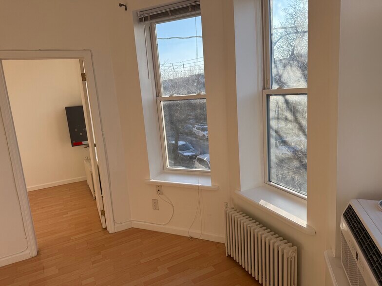 Building Photo - 7509 60th Ln