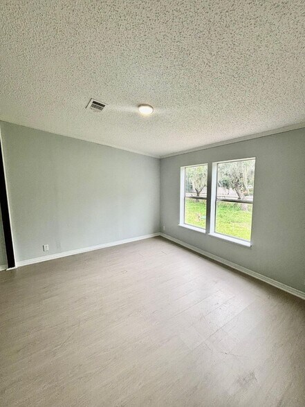 Building Photo - 218 Diamond Acres Rd