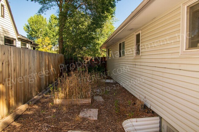 Building Photo - Beautifully Updated Home in Old Town!